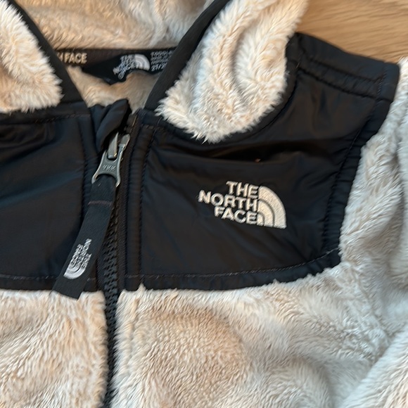 Oso Hoodie in Vintage White - Picture 3 of 6